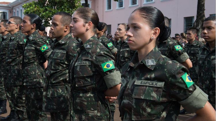 Sele&ccedil;&atilde;o complementar do servi&ccedil;o militar feminino termina nesta sexta, dia  20 &ndash; Revista Tempo A melhor revista de Montes Claros